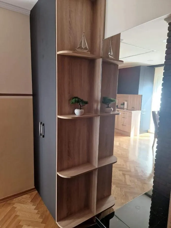 Villa Petrac - App5 & App5A Banjol Apartment
