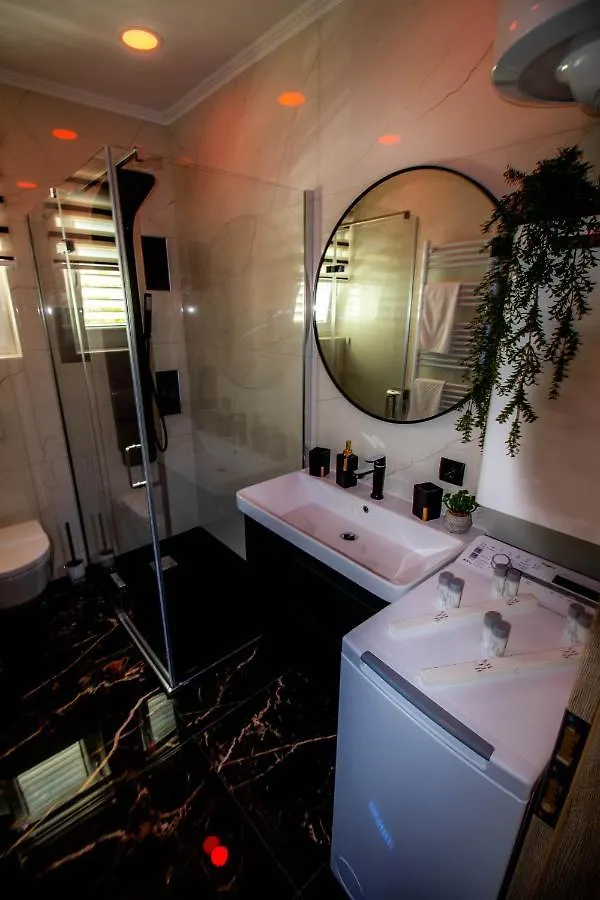 Villa Petrac - App5 & App5A Banjol Apartment